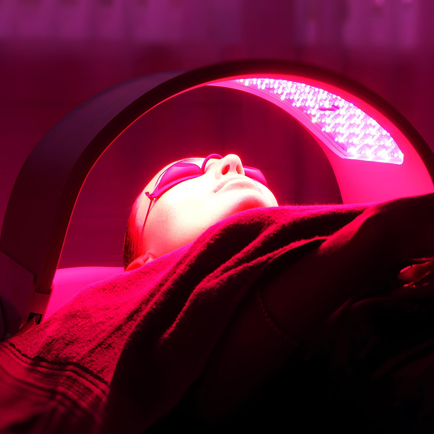 Free LED Machine - Megelin