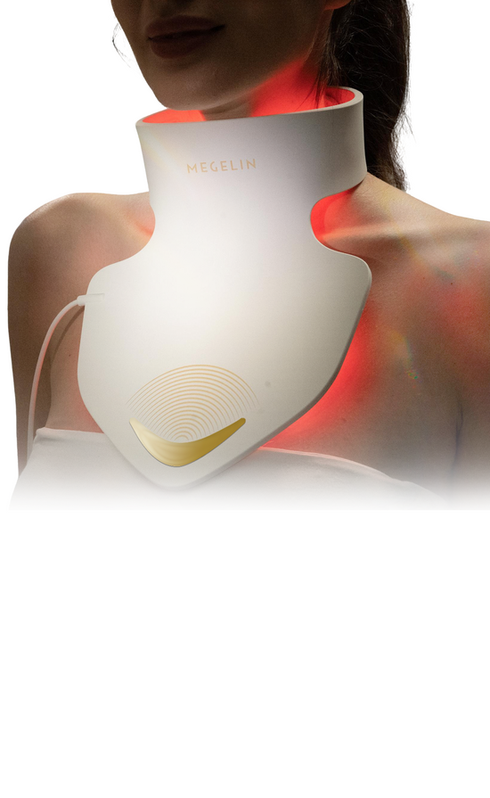Megelin Duo-Lux neck therapy strap in use, fully covering neck and upper chest, designed for comfortable, non-restrictive home light therapy